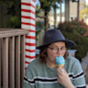 Meet your Posher, Hannah